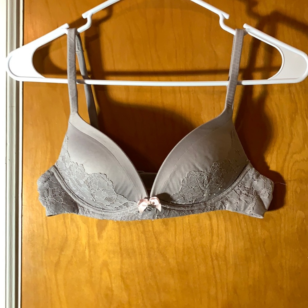 Victoria Secrets Bra